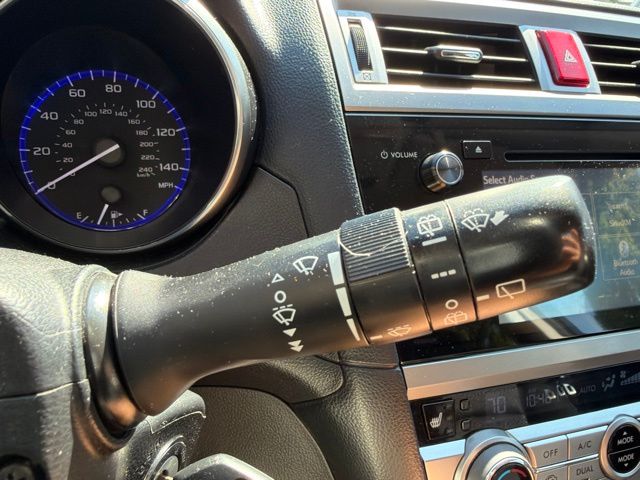 Used 2017 Black Subaru 2.5i Premium image 18