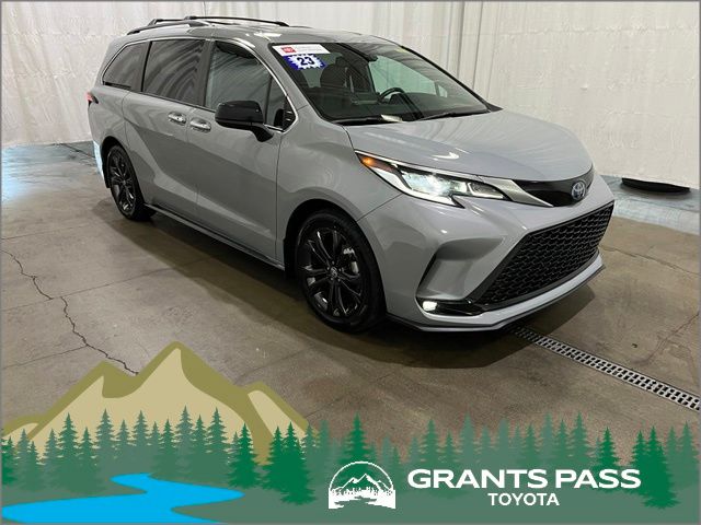 Cement 2023 Toyota Sienna Minivan Front-Wheel Drive Continuously Variable Transmission