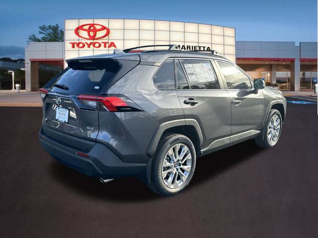 2024 Toyota RAV4 XLE Premium 28