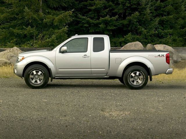 Gray (Gun Metallic) 2020 Nissan Frontier SV Crew Cab 4WD Pickup Truck Four-Wheel Drive 9-Speed Automatic