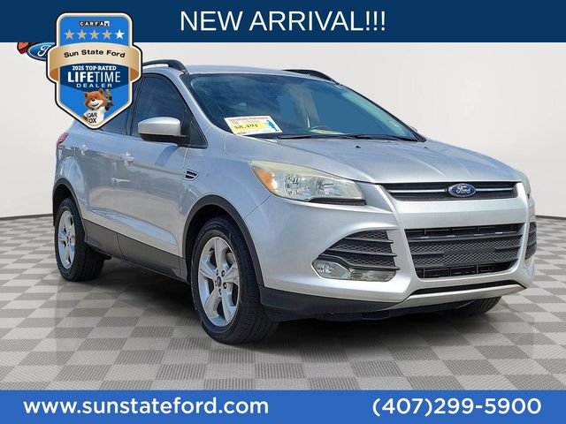 Ingot Silver 2016 Ford Escape SE FWD SUV / Crossover Front-Wheel Drive 6-Speed Automatic