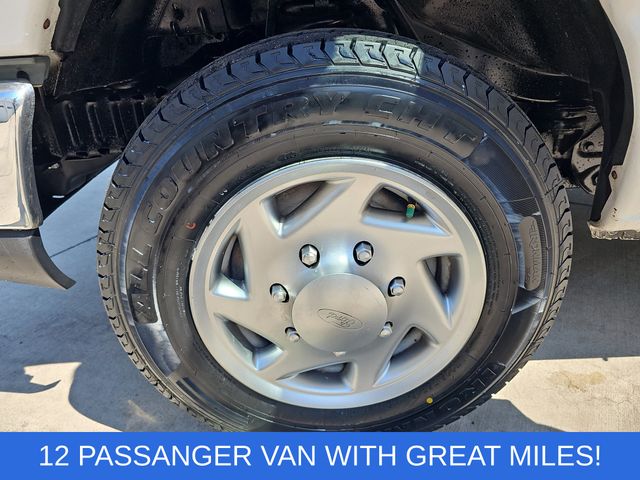 Used 2010 White Ford XLT image 15