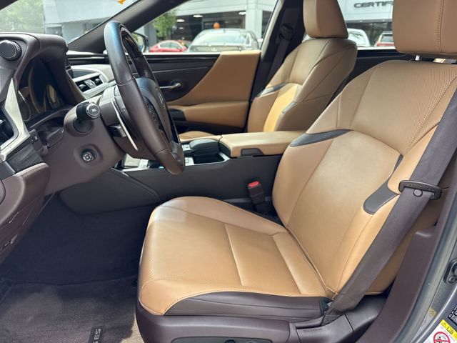 2019 Lexus ES - $23,898