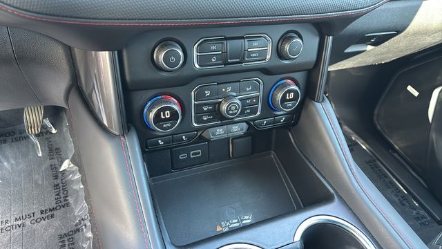 Used 2024 White Chevrolet RST image 31