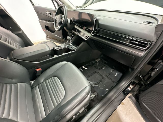 2024 Kia Sportage SX-Prestige Black at Grove City Ford