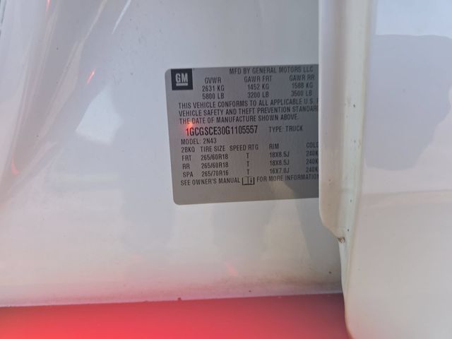 Used 2016 Summit White Chevrolet LT image 35