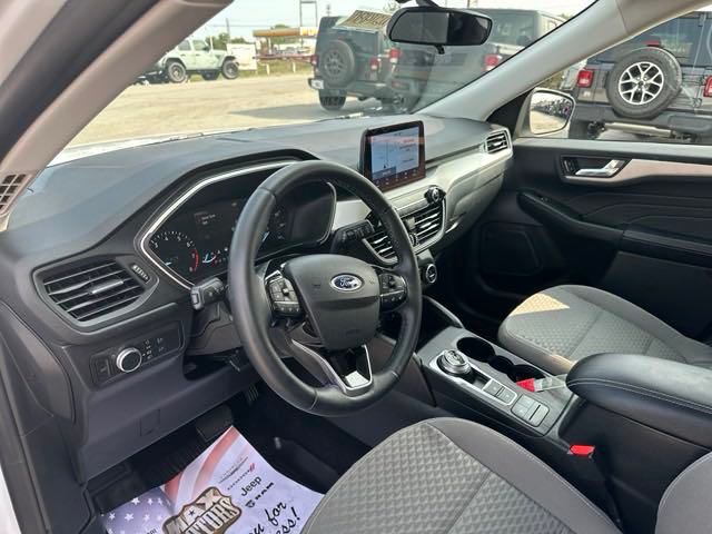 2021 Ford Escape SE 27