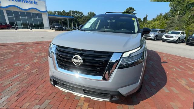 Used 2023 Nissan Pathfinder SUV