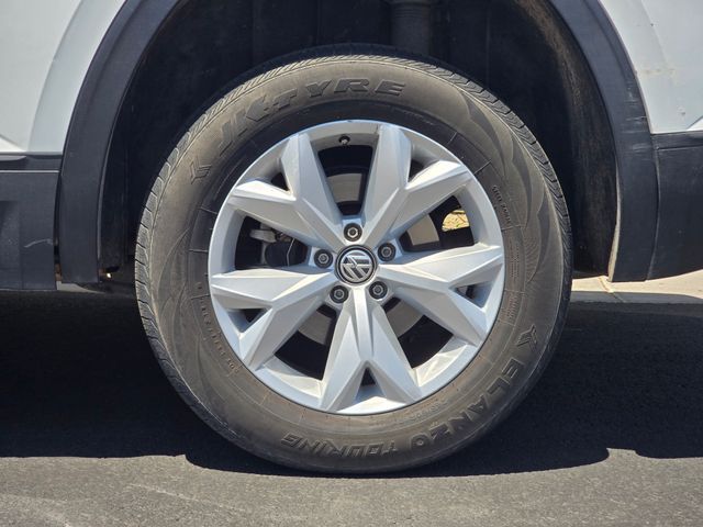 Used 2018  Volkswagen 3.6L V6 SE image 20