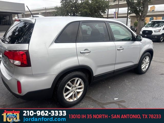Used Car 2014 Kia Sorento  Lx For Sale Under $10,000 In San Antonio, Texas