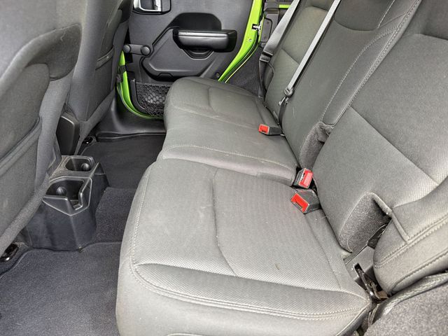 Used 2019 Green Jeep Unlimited Sport image 20