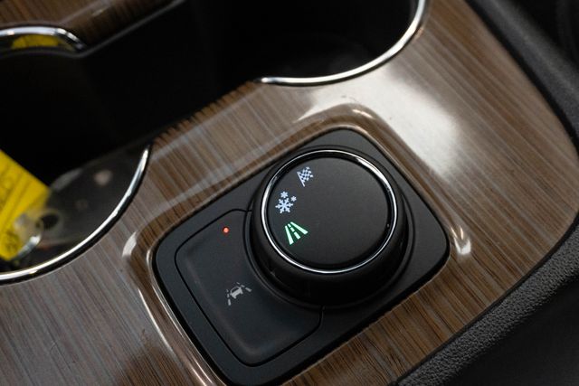Used 2023 GMC Acadia SUV