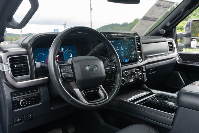 Used 2024 Ford F-250SD Truck