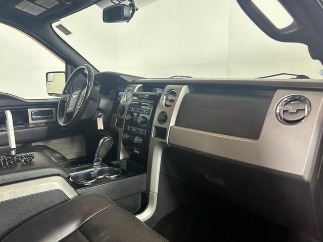 2012 Ford F-150 FX4 43