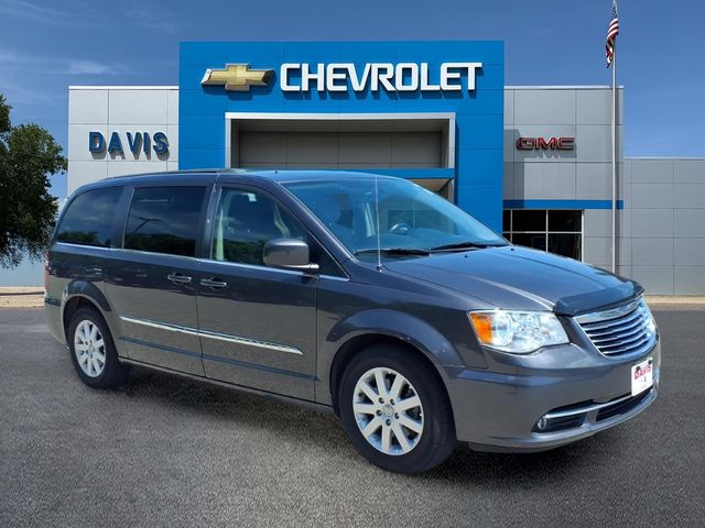 Gray (Granite Crystal Metallic Clearcoat) 2016 Chrysler Town & Country Minivan Front-Wheel Drive 6-Speed Automatic