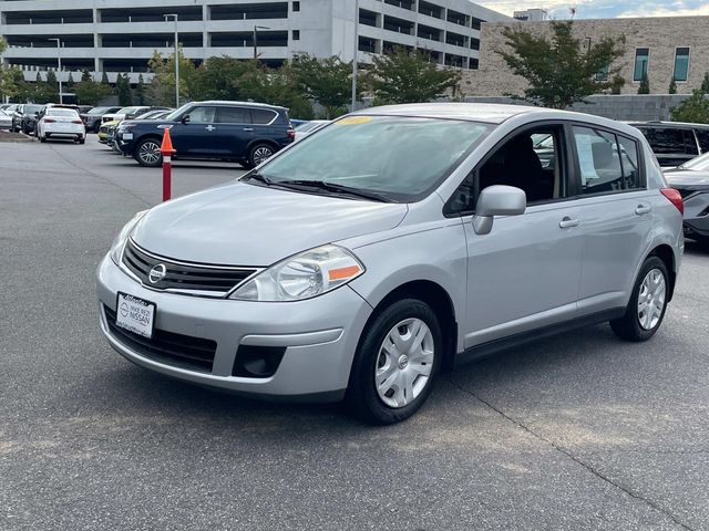 2011 Nissan Versa 1.8 S 7