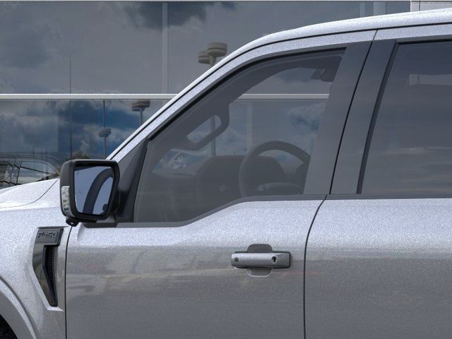 New 2026 Carbonized Gray Metallic Ford XLT image 20