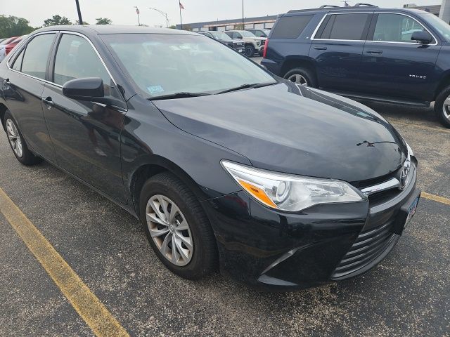 Used 2017 Black Toyota LE image 13