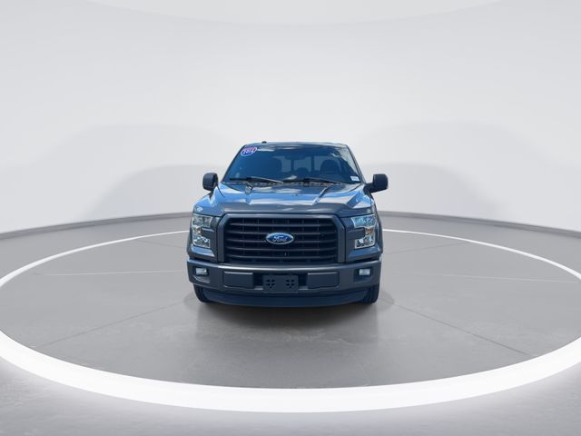 Used 2016 Gray Ford XLT image 2