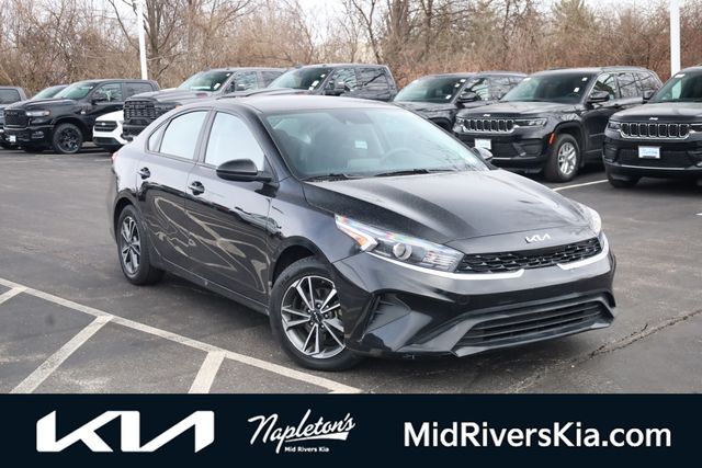 2023 Kia Forte LXS FWD