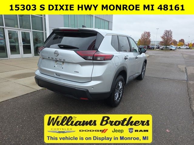 2024 Nissan Rogue S - Brilliant Silver Metallic exterior view 5