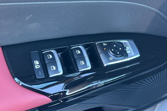 2026 Kia K5 GT-Line - Photo 13
