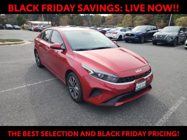 2023 Kia Forte LXS photo 2