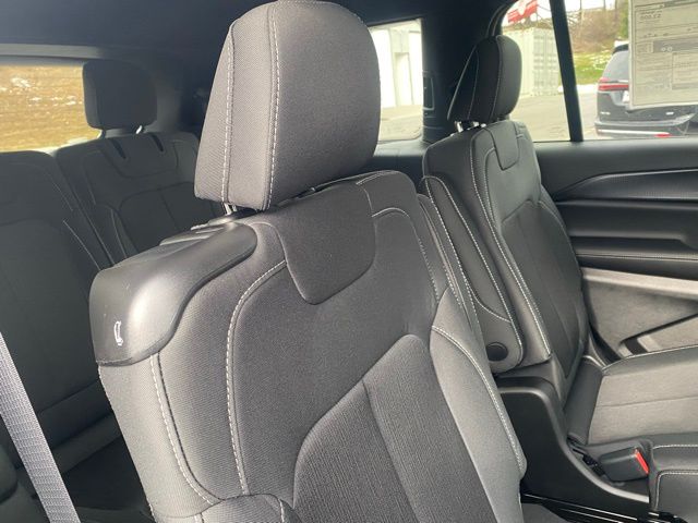 new 2025 Jeep Grand Cherokee L car, priced at $37,044