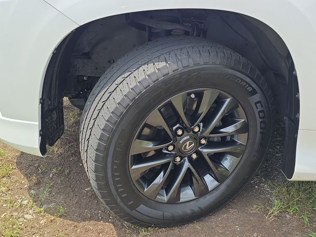 Used 2021  Lexus 460 image 35
