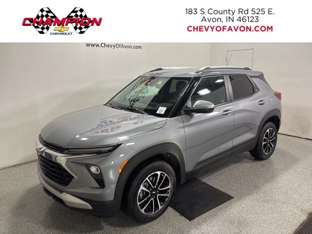 Sterling Gray Metallic 2025 Chevrolet Trailblazer SUV / Crossover Four-Wheel Drive 9-Speed Automatic