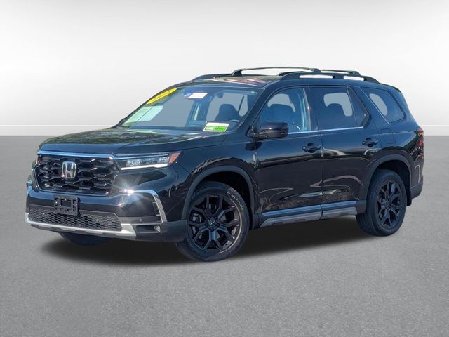 Crystal Black Pearl 2025 Honda Pilot Touring+ AWD SUV / Crossover All-Wheel Drive Automatic