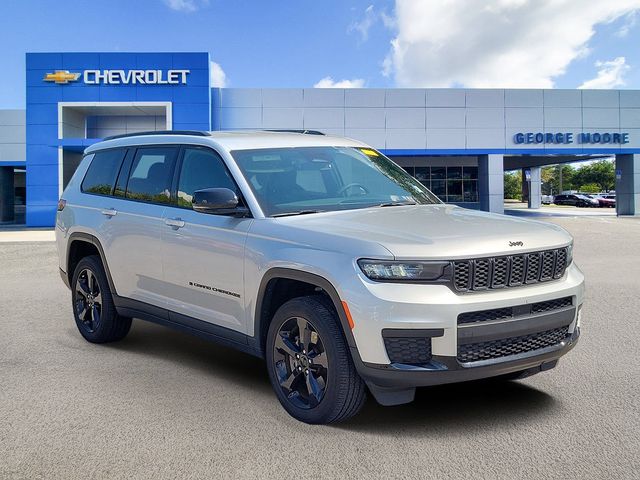 Silver 2023 Jeep Grand Cherokee L SUV / Crossover 4X2 8-Speed Automatic