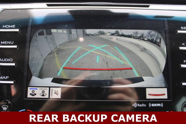 Used 2019 White Toyota SE image 5