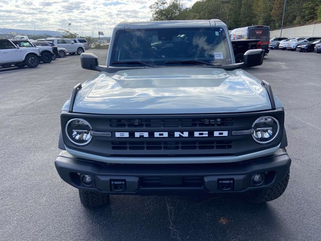 2024 Ford Bronco Black Diamond 9