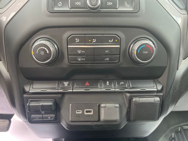 2022 Chevrolet Silverado 3500HD Work Truck photo