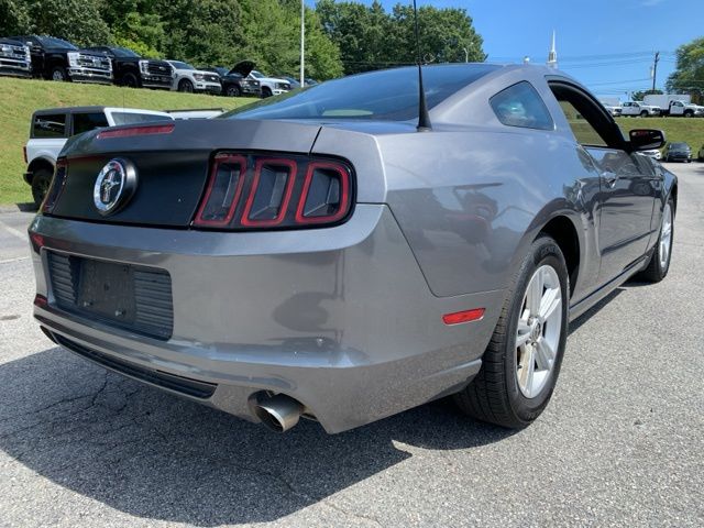 2014 Ford Mustang V6 5