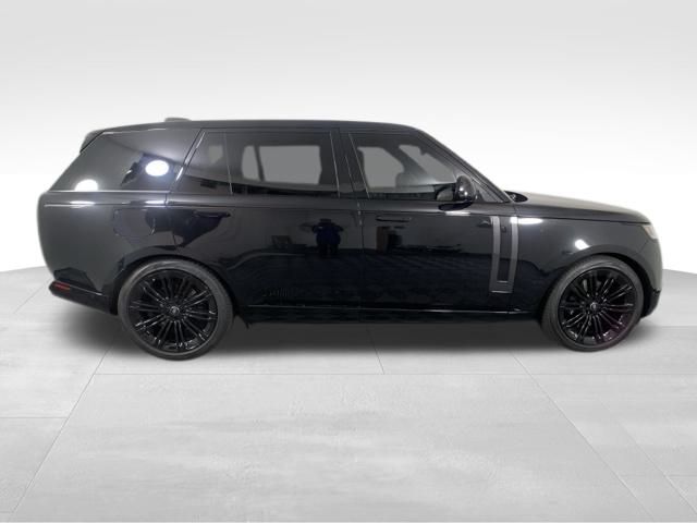 2023 Land Rover Range Rover SE 7