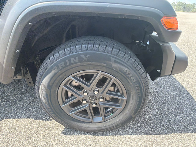 Used 2025 Jeep Wrangler SUV