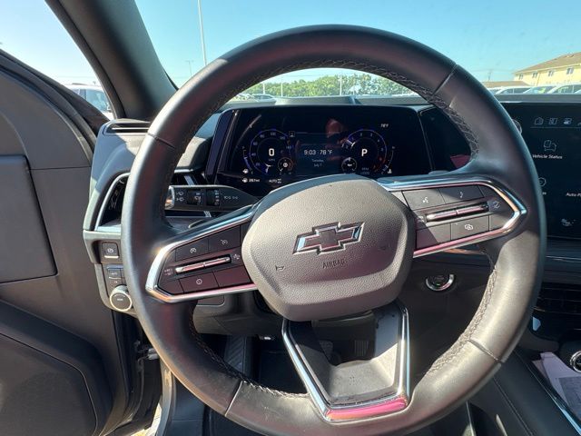 Used 2025 Chevrolet Suburban SUV
