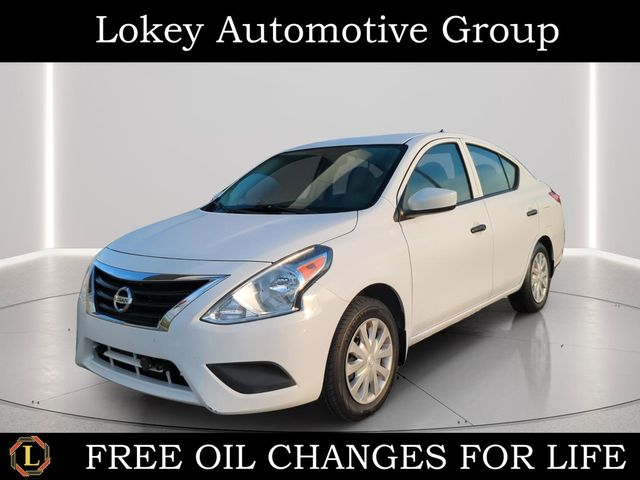 White (Fresh Powder) 2017 Nissan Versa S Sedan Front-Wheel Drive 5-Speed Manual