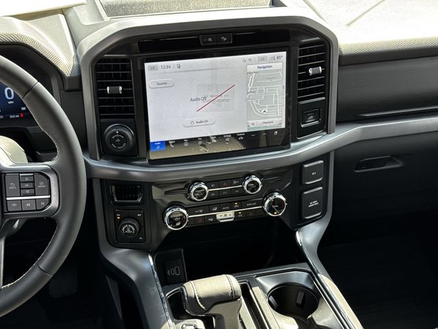 New 2026 Blue Ford XLT image 15