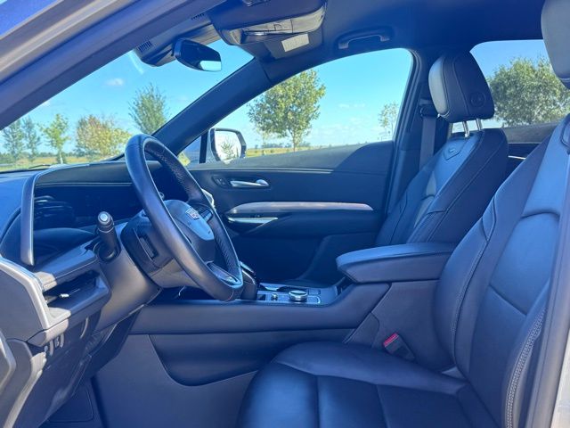 2024 Cadillac XT4 AWD Premium Luxury