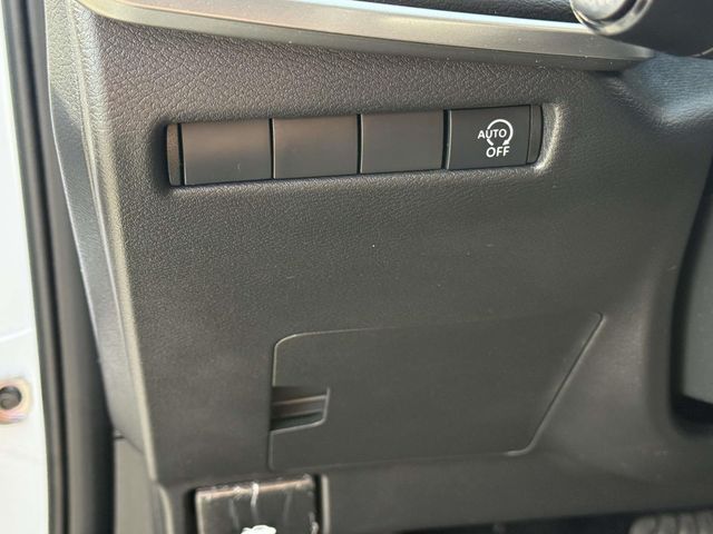 Used 2025 White Nissan S image 15