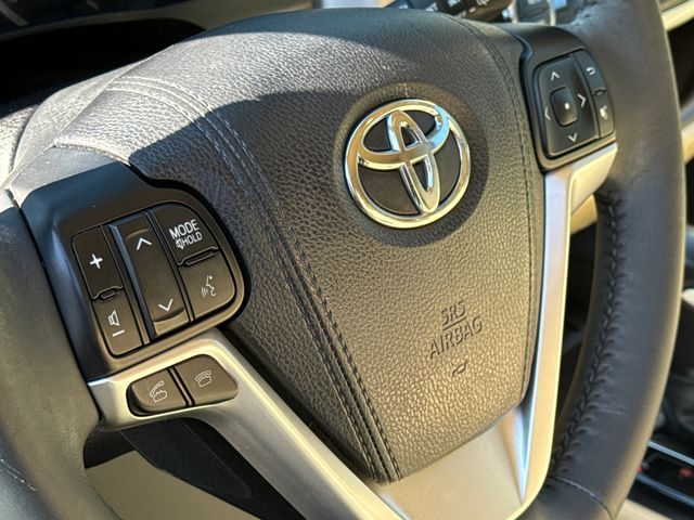 Used 2016 Toyota Highlander SUV