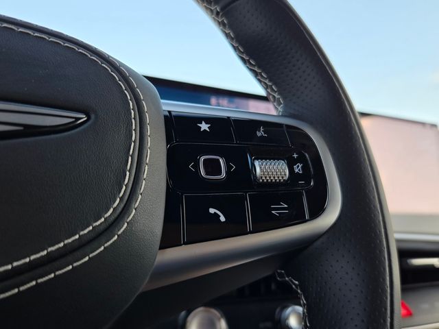2027 Genesis Gv70
