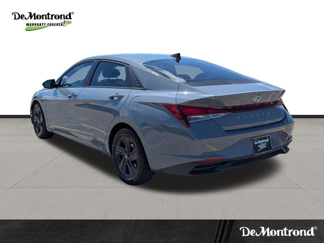2022 Hyundai Elantra SEL - 6