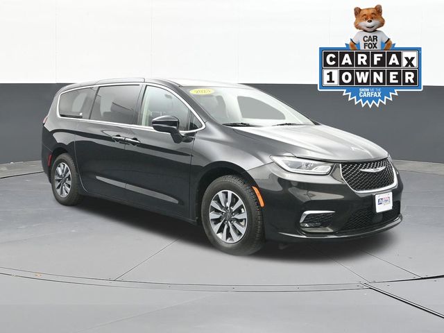 Brilliant Black Crystal Pearlcoat 2023 Chrysler Pacifica Hybrid Touring L FWD Minivan Front-Wheel Drive Continuously Variable Transmission