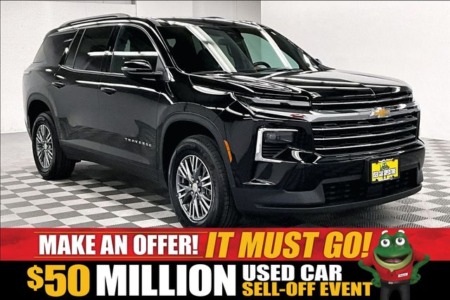 Mosaic Black Metallic 2025 Chevrolet Traverse SUV / Crossover Four-Wheel Drive 8-Speed Automatic