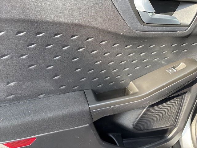 2020 Ford Escape SE Sport Hybrid photo