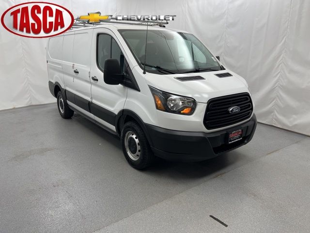 Oxford White 2019 Ford Transit Cargo 250 Low Roof RWD with 60/40 Passenger-Side Doors Van Rear-Wheel Drive 6-Speed Automatic Overdrive